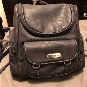 Convertible travel bag/ backpack